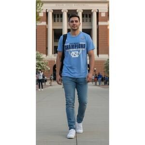 Nike UNC Tar Heels 2017 National Champions Final Four T-Shirt Athletic Cut Large